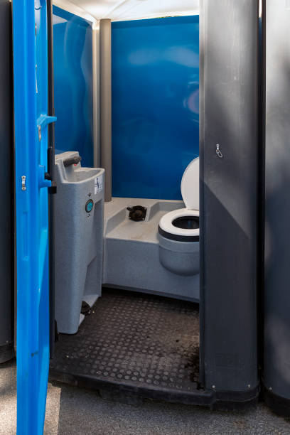 Best Local porta potty services  in Clive, IA