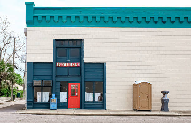 Best Temporary restroom rental  in Clive, IA